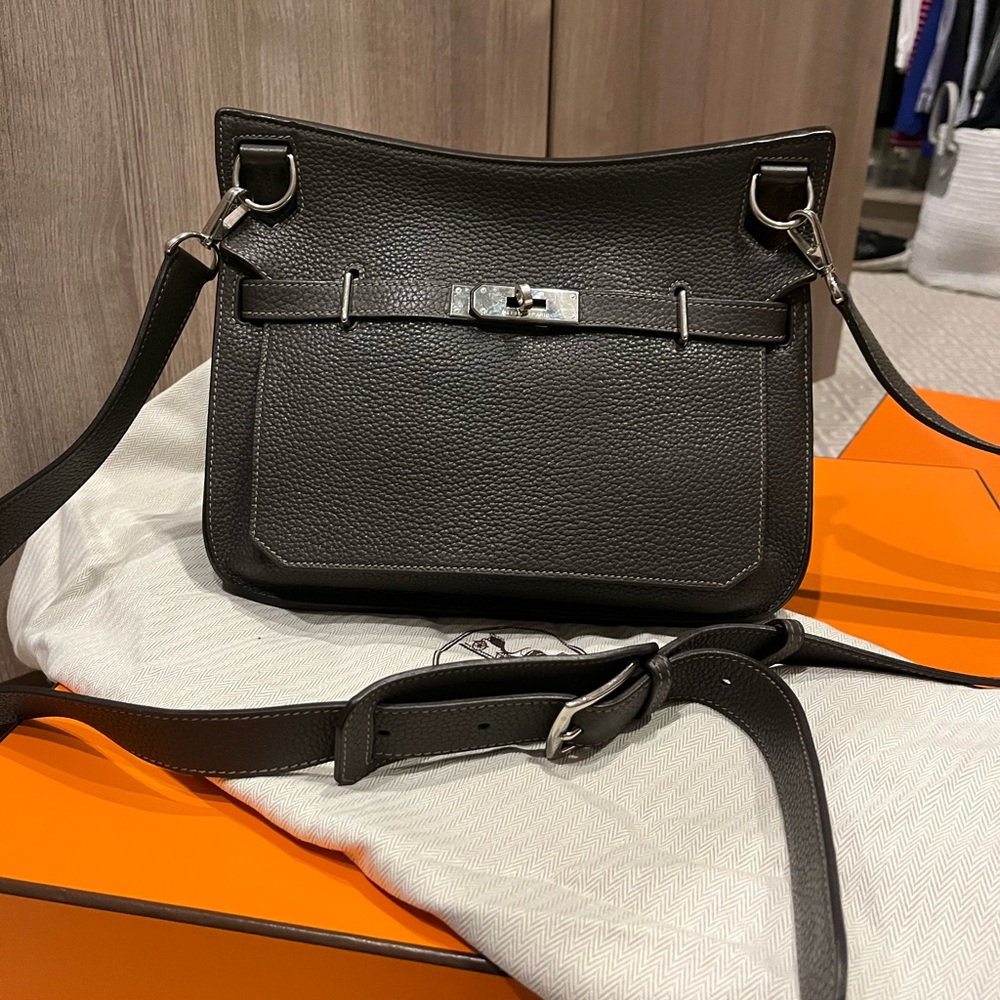Hermes clemency Jypsiere 28, Etain with etoupe trim and interior.